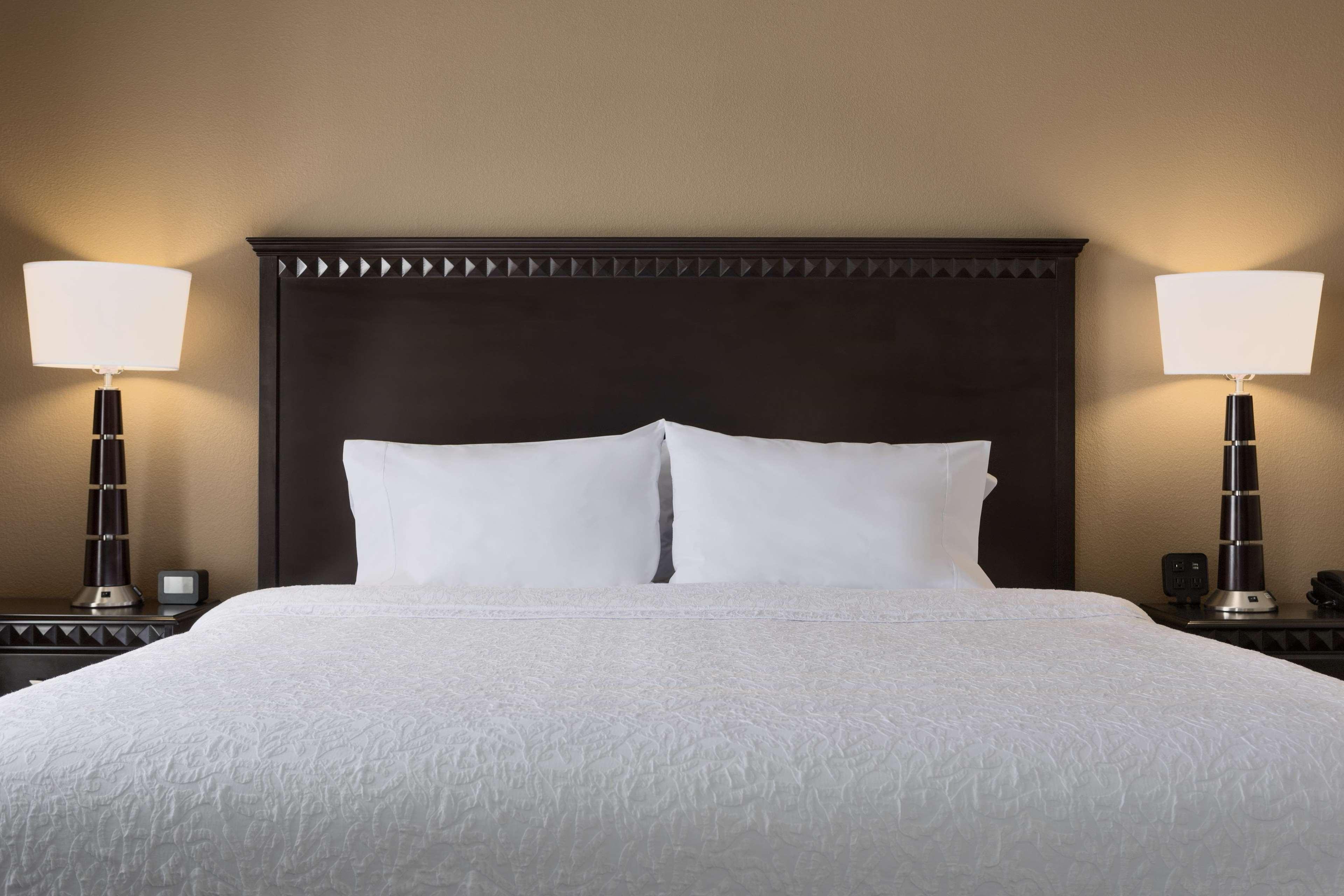 Hampton Inn And Suites Parkersburg Downtown Ngoại thất bức ảnh