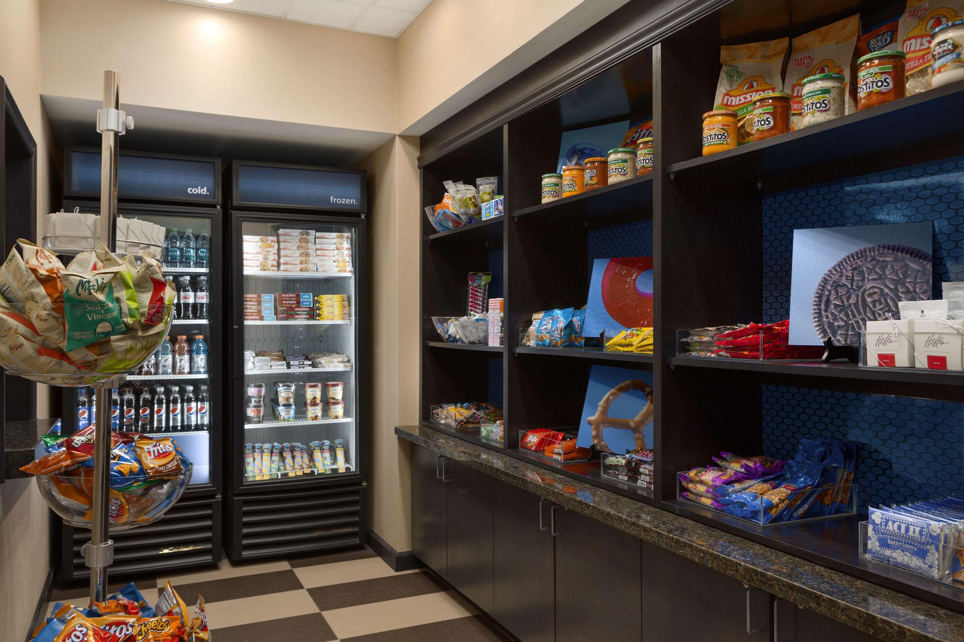 Hampton Inn And Suites Parkersburg Downtown Ngoại thất bức ảnh