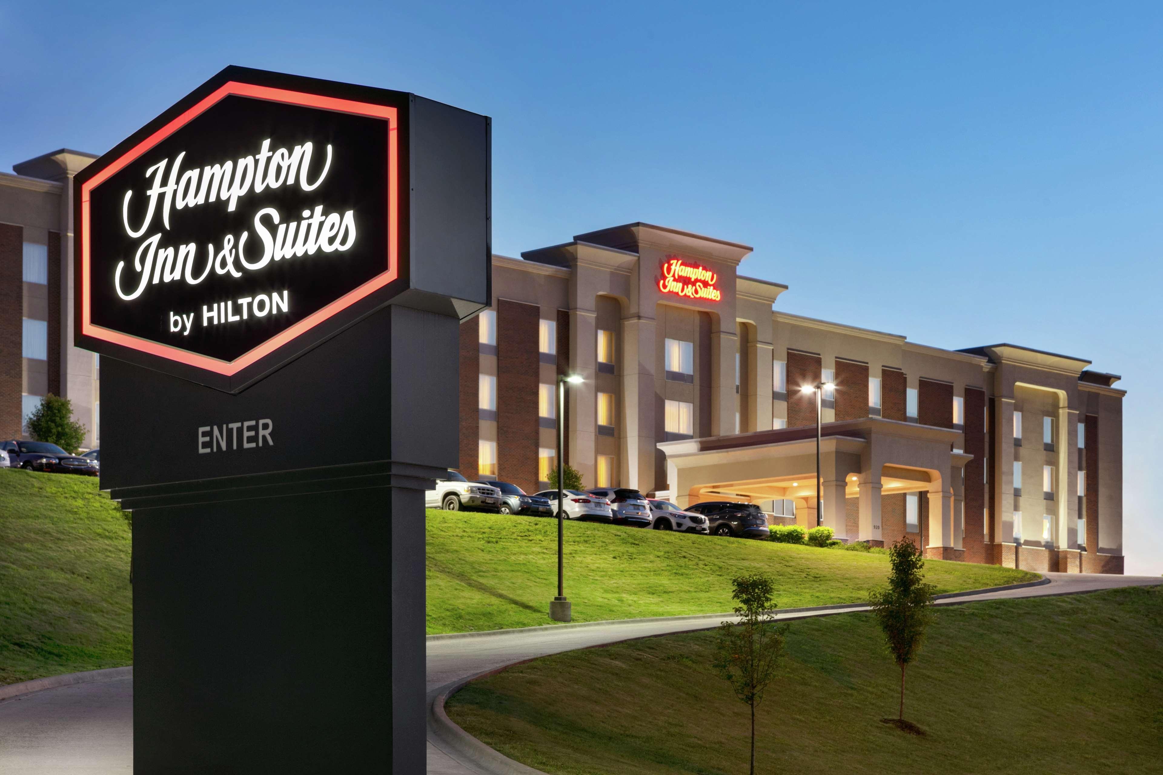 Hampton Inn And Suites Parkersburg Downtown Ngoại thất bức ảnh