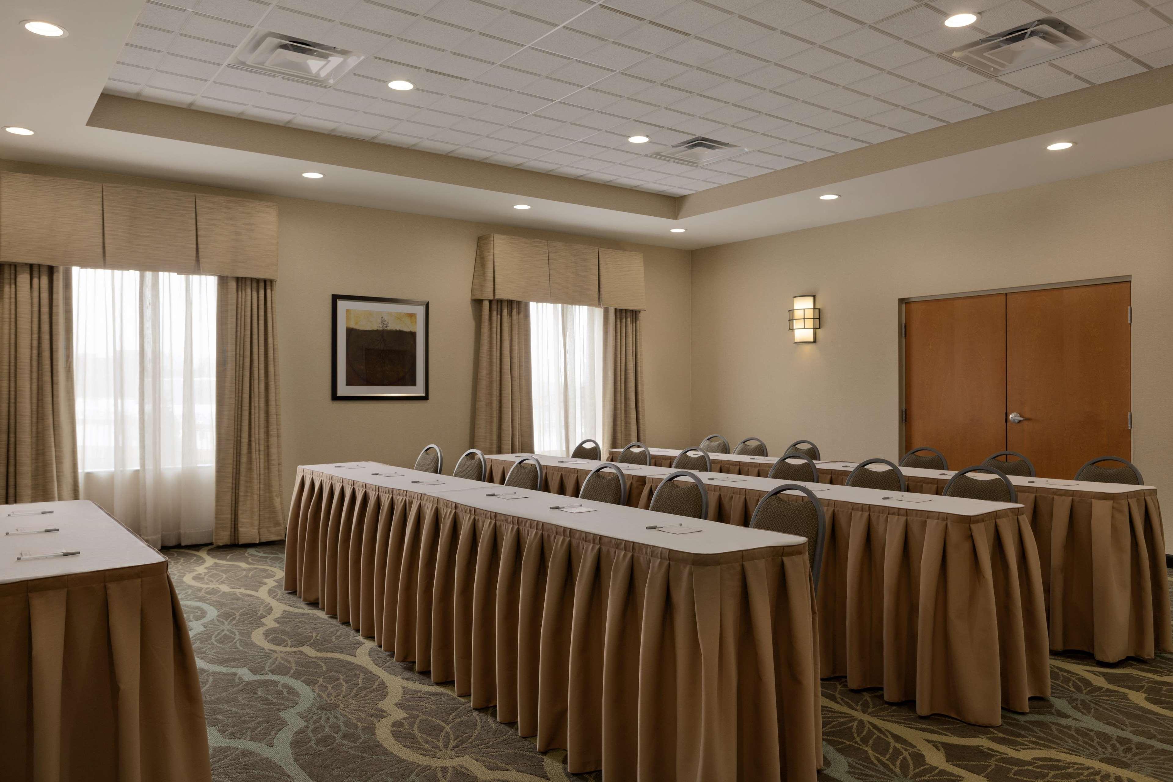 Hampton Inn And Suites Parkersburg Downtown Ngoại thất bức ảnh