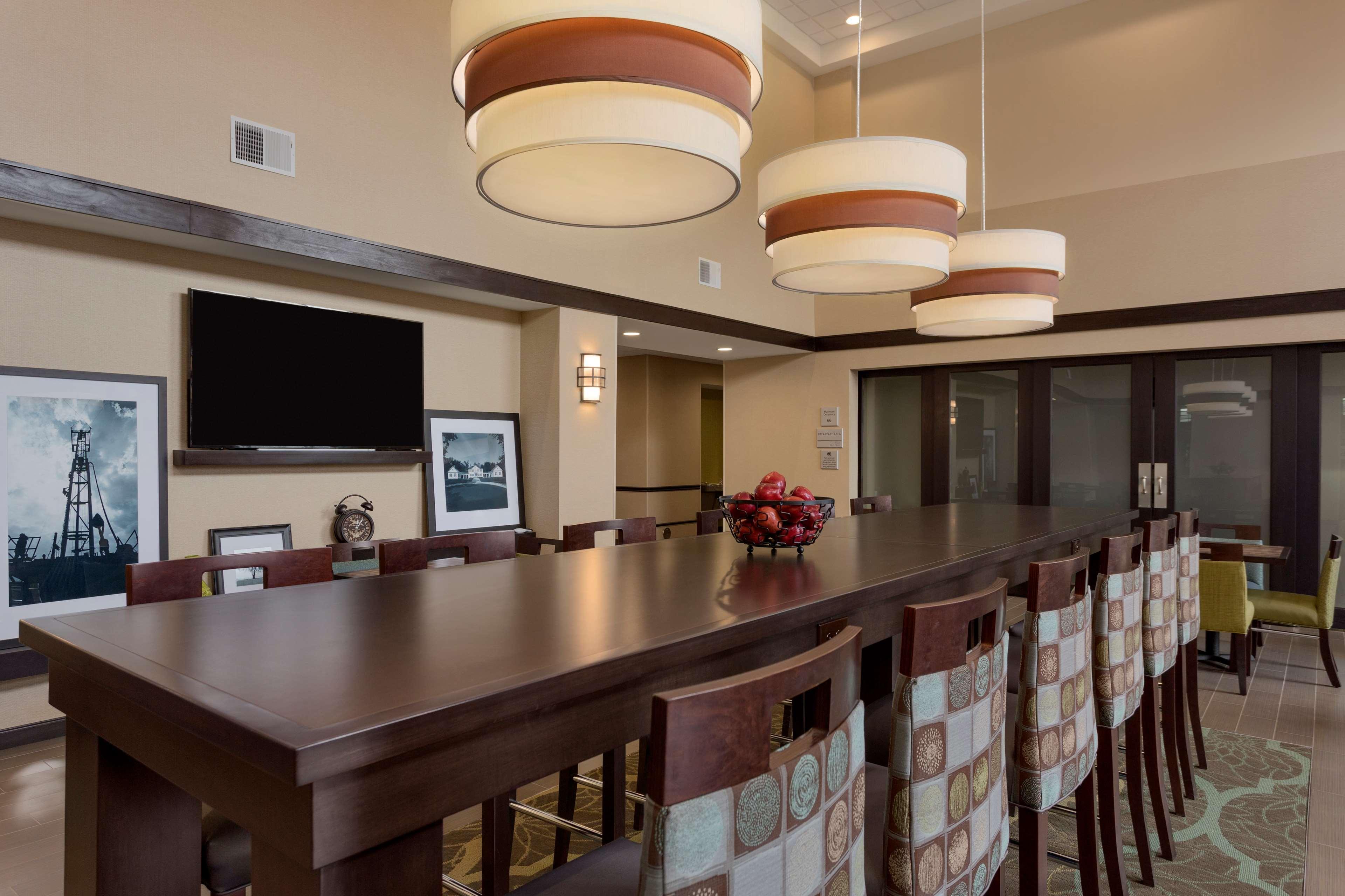 Hampton Inn And Suites Parkersburg Downtown Ngoại thất bức ảnh