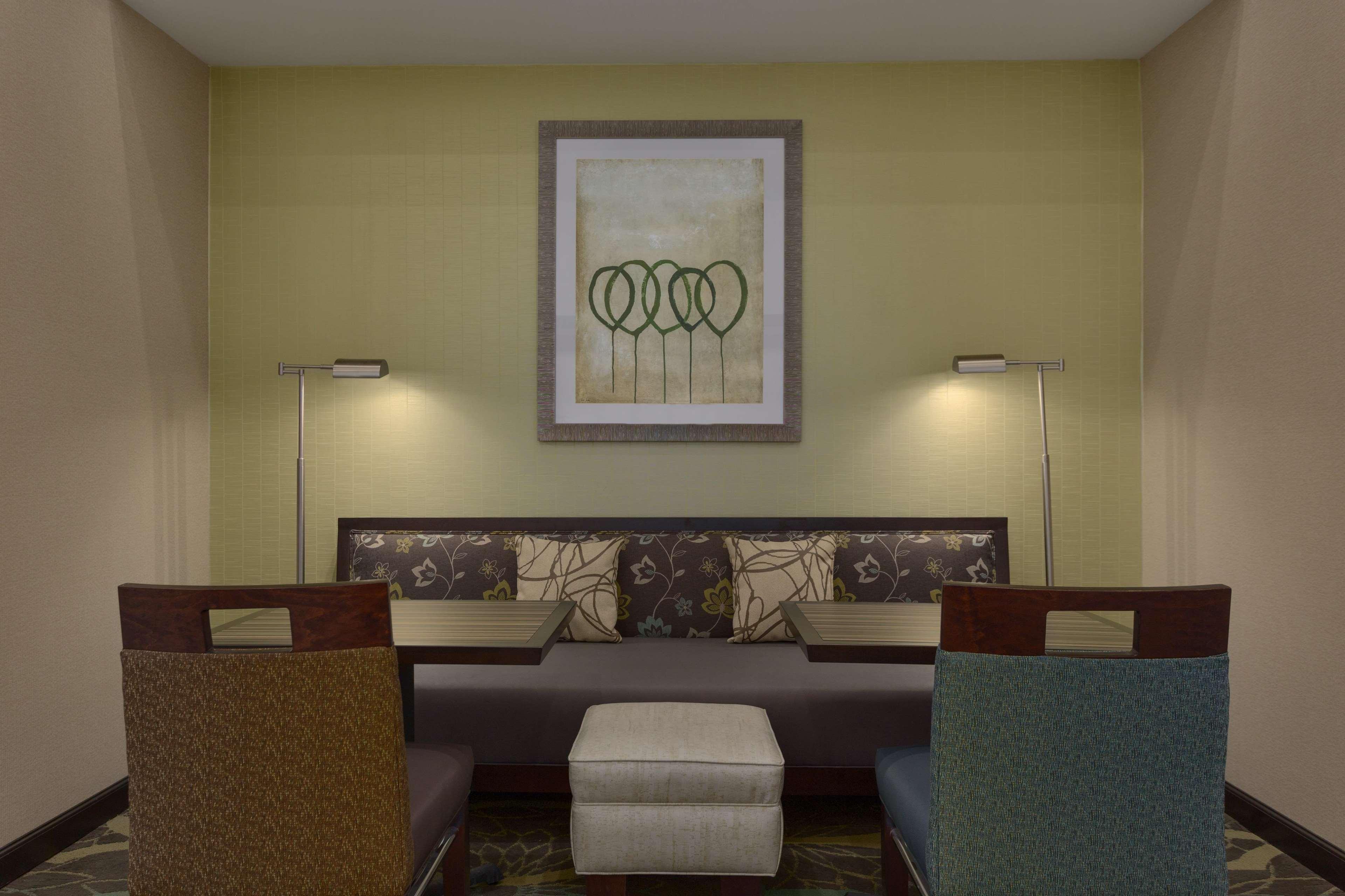 Hampton Inn And Suites Parkersburg Downtown Ngoại thất bức ảnh