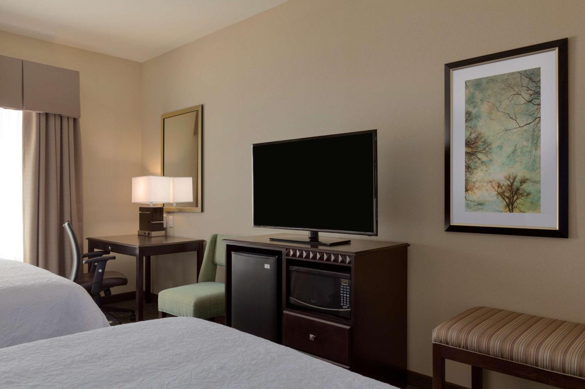 Hampton Inn And Suites Parkersburg Downtown Ngoại thất bức ảnh