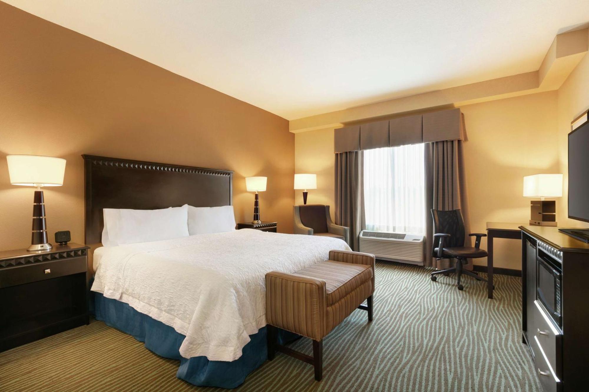 Hampton Inn And Suites Parkersburg Downtown Ngoại thất bức ảnh